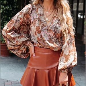 VICI Flying Tomato Paisley Blouse S